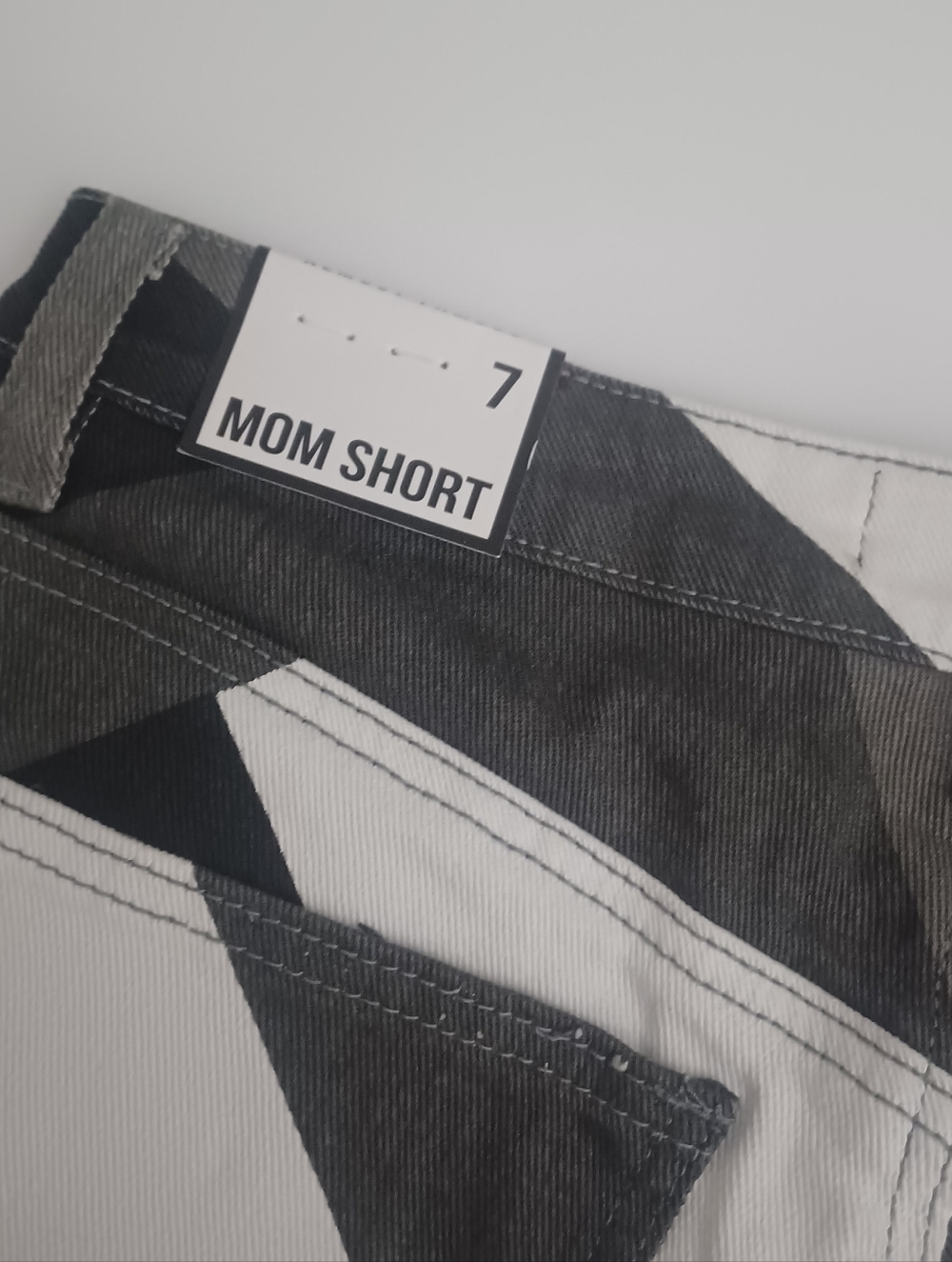 Retro Mom Shorts Sz 7 - Picture 3 of 4